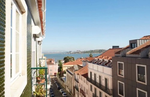 Santos Apartment | Design Apartment with River View in Lapa