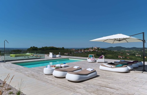 Brda Villa | Design villa in wine-growing region Brda - Merlot Appartment