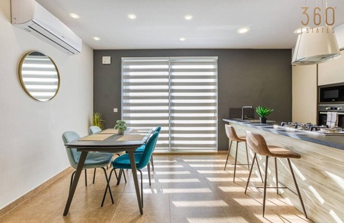 Bellavista Apartment | Designer 2BR home in the centre of Marsascala