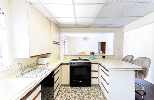 Keller House | Desirable Location Cowboy Pool Awesome Game Room Near Tx Motor Speedway