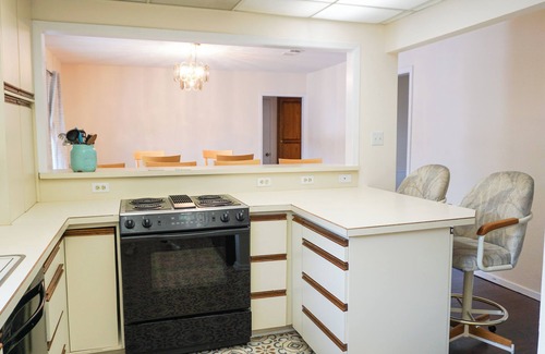 Keller House | Desirable Location Cowboy Pool Awesome Game Room Near Tx Motor Speedway