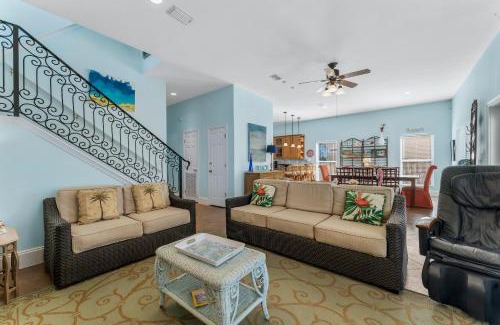 Avalon Beach Estates House | Destin Beach House - Flamingo Cove by Panhandle Getaways