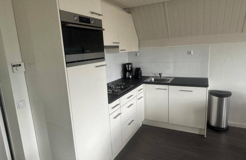 Susteren House | Detached bungalow with 3 bedrooms and a terrace