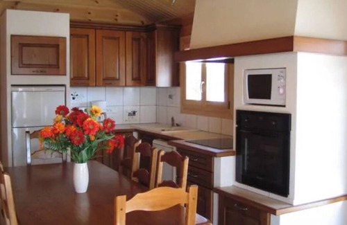 Sirod Ski Chalet | Detached chalet on a farm in the Jura