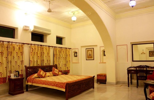 Bundi Hotel | Dev Niwas