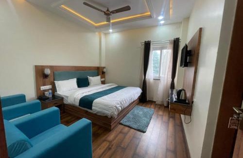Lohaghat Hotel | Devlok Inn