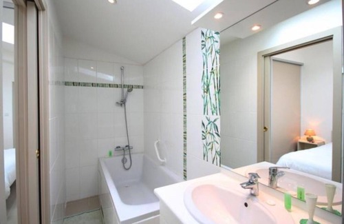 Saint-Martin-sur-Oust House | DEZANET FOR RENT.