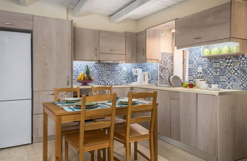 Plouti House | Diogenis house Traditional Cretan family place