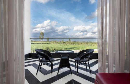 Doddaballapur Villa | Diamond Blue Pool Villa Private Pool Veg Food