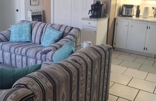 Los Trujillos-Gabaldon Cottage | DIAMOND IN THE ROUGH WITH MOST OF THE AMENITIES IN BELEN, NEW MEXICO