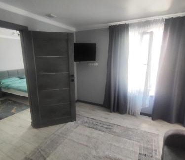 Cholpon-Ata House | Diamond