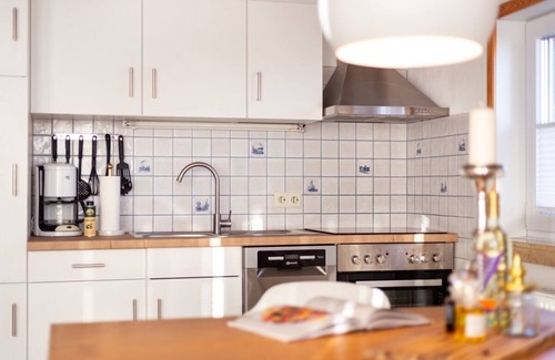 Wittduen Apartment | Die 2-zimmer Wohnung Liegt im Zweiten Obergeschoss Eines Mehrfamilienhauses auf der Südspitze Amrums