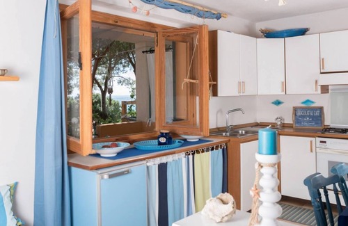 Sas Linnas Siccas Apartment | [Dimora Del Mare] Seaview apartment with garden