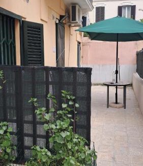 Municipio 1 Apartment | DimoraMadonnella