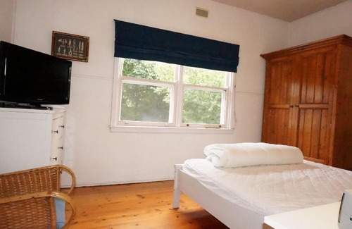 Queenscliff House | Dinghys Rest