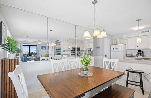 Ash Condo | Direct Ocean Front 3BR 2BA Dog Friendly OCEANFRONT beachfront dogs allowed