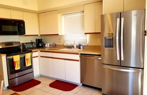 Deerfield Beach House | Direct OCEANFRONT- Steps to Beach- Quiet Neighborhood w/Pool