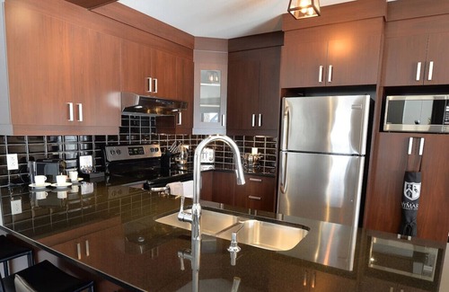 Saint-Sauveur Apartment | Direct slope access condo - Affordable luxury!