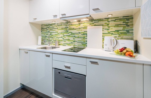 Frankfurt Airport Area House | Directly at the airport & S-Bahn - in a few minutes in Frankfurt city center.