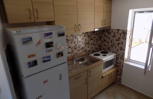 Himare Apartment | Directly on the beach