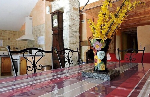 Montredon-Labessonnie House | Discover our gîte for everyone: spacious, comfortable and accessible!