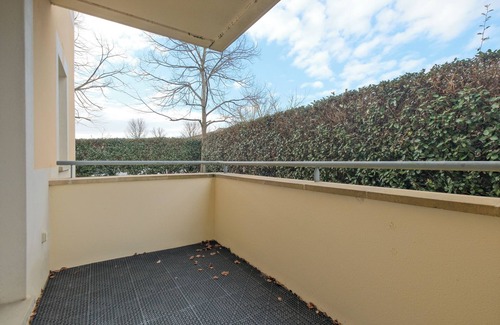 Marsac-sur-l'Isle Apartment | Discover "Lit d'Isle", your haven of peace in a secure residence with parking!