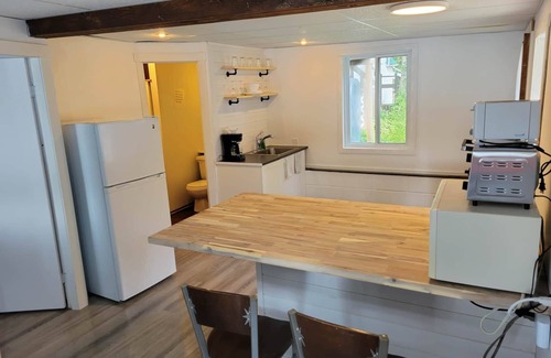 Frontenac Cabin | Discover Melody Lodge, Ontario's Best-Kept Secret Where Tranquil Nature, Adventure, and Comfort Await.