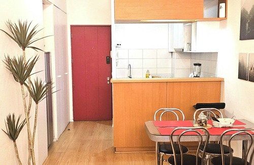 Lastarria Apartment | Discover Santiago from our charming apartment!