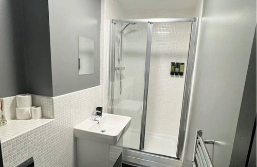 Chorlton-on-Medlock Apartment | Discover Your Dream Stay