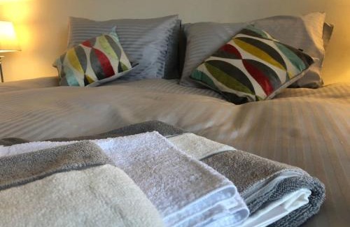 Sallybrook House | Discreet luxury Super house!