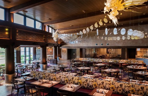 Lantau Hotel | Disney Explorers Lodge