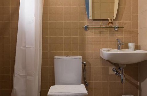 Saldus House | Divas Istabas