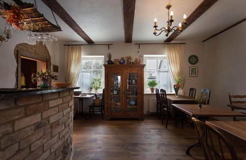 Saldus House | Divas Istabas