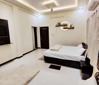 Ujjain Villa | Divine Stay - Luxurious Villa, By AP villas and Resorts