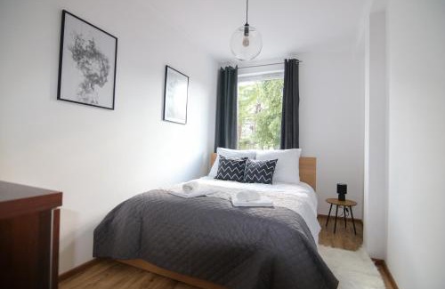 Nowy Dwor Mazowiecki Apartment | DMK Green Apartment near Warsaw-Modlin Airport