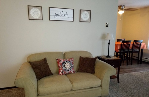 Elyria Apartment | DO NOT BOOK! TRYING TO DELETE!