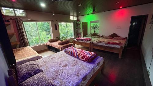 Kalakandur House | Doddakallu Betta Homestay Coorg