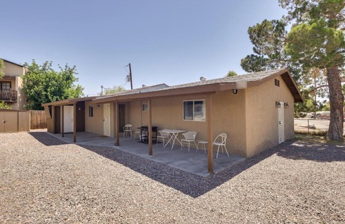Bullhead City House | Dog-Friendly Bullhead City Home - Walk to Beach!