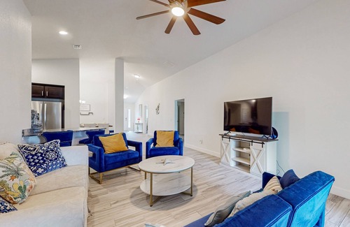 North Port House | Dog-friendly coastal home w/yard, near attractions, AC, W/D, WiFi