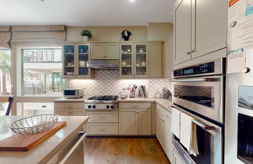 Serra Mesa Condo | Dog-friendly condo with office - pool, hot tub, and fitness center