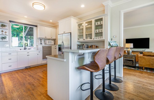 Blaine House | Dog-friendly getaway with stunning ocean view, spacious deck, hot tub & rec room