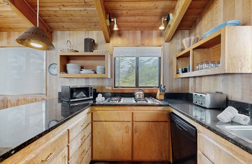 Stewarts Point House | Dog-Friendly Oceanfront Home with Gorgeous Views, a Private Hot Tub