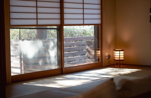 Futo House | Dogs are welcome as there is a dog run A rental villa surrounded by trees/Ito Shizuoka