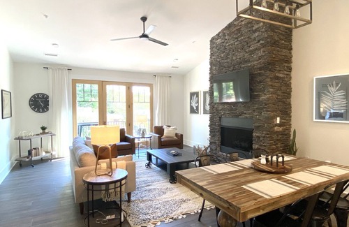 Blowing Rock Condo | Dogwood at Main & Pine