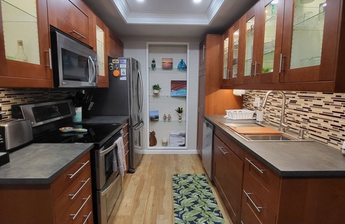 Del Obispo Condo | Doheny Beach condo on bike path to harbor, parks, and hiking trails!