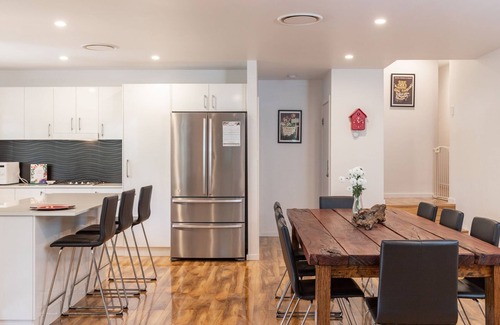 Smiths Lake House | DolceVita @ Peppertree Cottage