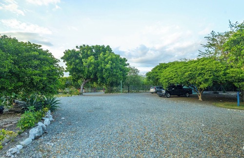 Las Charcas House | Dolphin Village Beach Front Ocoa Bay