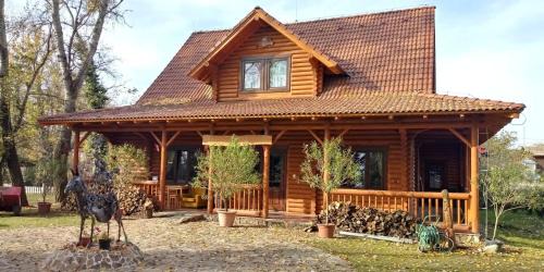 Martovce House | Dom Árgyélus - Árgyélus ház - Fesztypark