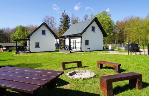 Goscino House | Dom wypoczynkowy Leśny Zakątek 2 nad jeziorem
