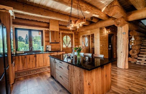 Mecina Villa | Dom z bali - Serafinówka